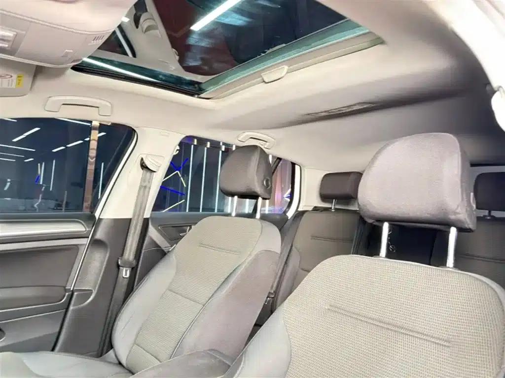 2015 Golf 1.4TSI Automatic Comfort — миниатюра 18