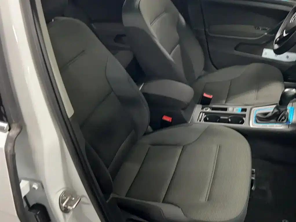 2015 Golf 1.4TSI Automatic Comfort — миниатюра 19