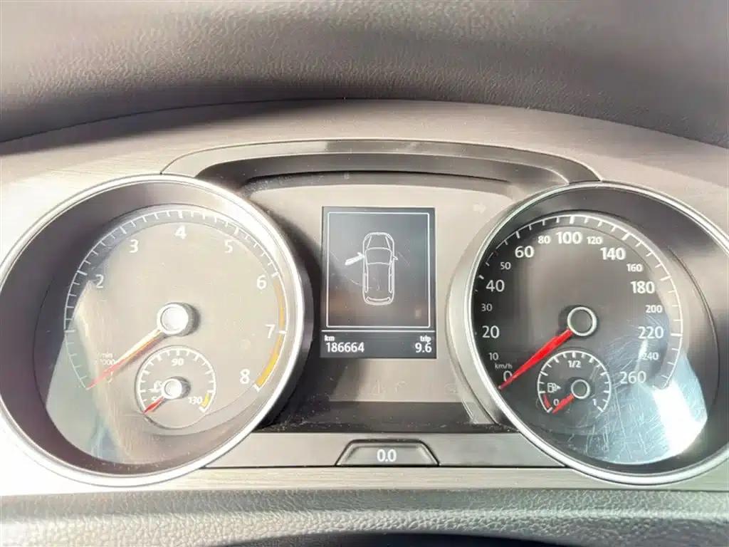 2015 Golf 1.4TSI Automatic Comfort — миниатюра 4