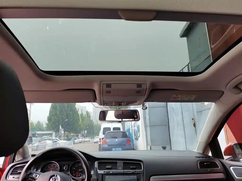 2018 Golf 230TSI Automatic Comfort — миниатюра 15