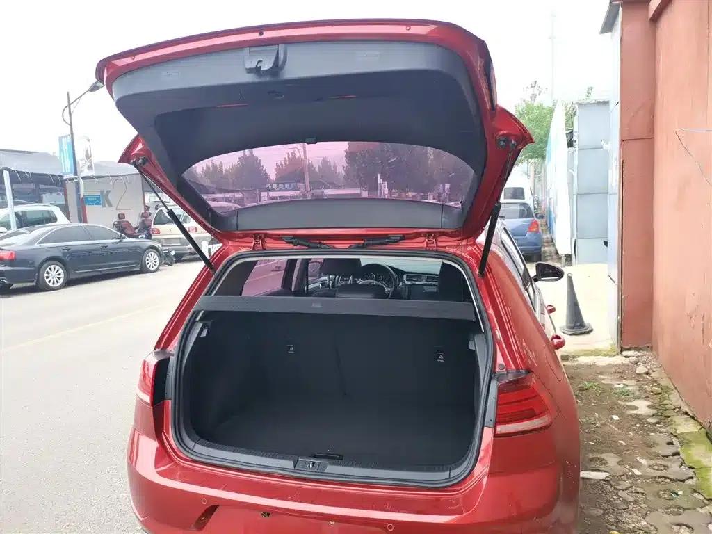 2018 Golf 230TSI Automatic Comfort — миниатюра 16