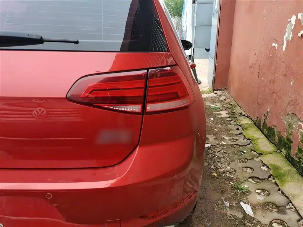 2018 Golf 230TSI Automatic Comfort — миниатюра 24