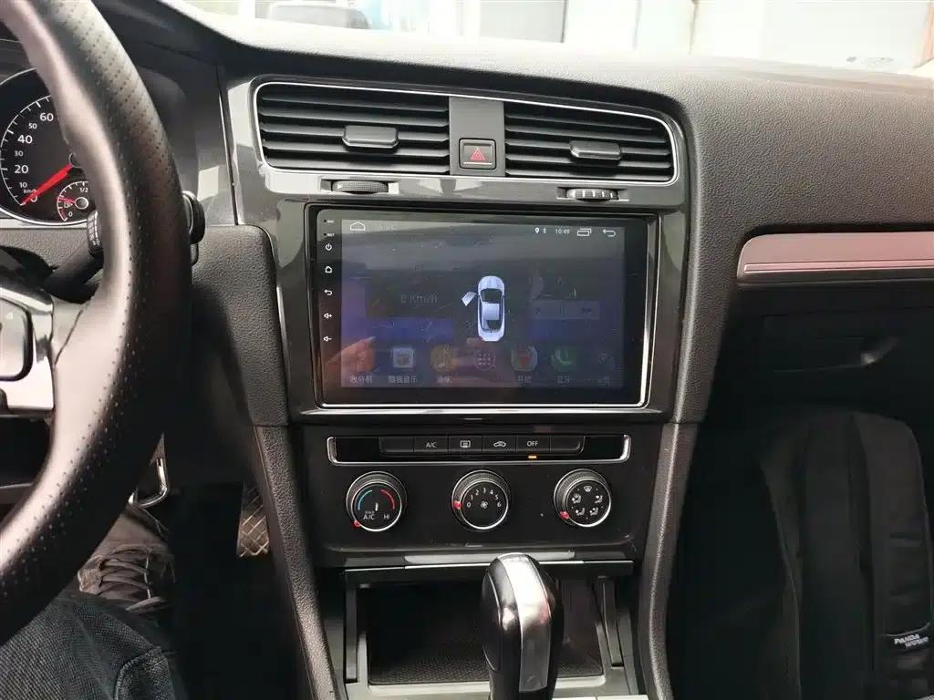 2018 Golf 230TSI Automatic Comfort — миниатюра 10