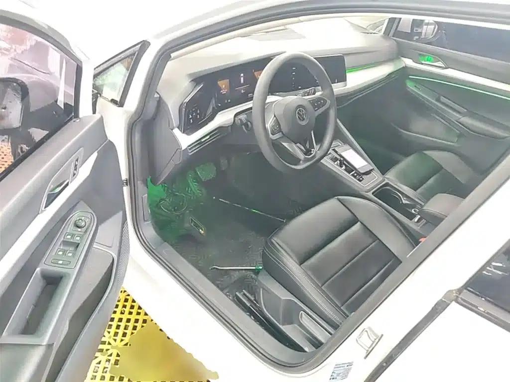 2021 Golf 200TSI DSG Pro — миниатюра 16