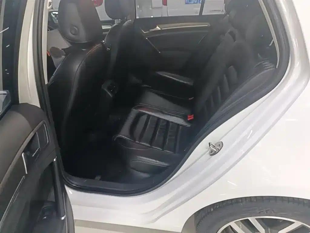 2016 Golf 230TSI Automatic Luxury — миниатюра 17