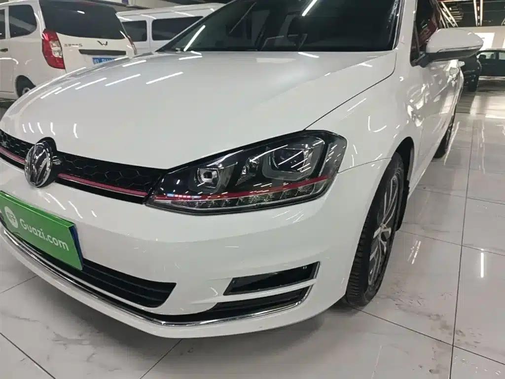 2016 Golf 230TSI Automatic Luxury — миниатюра 24