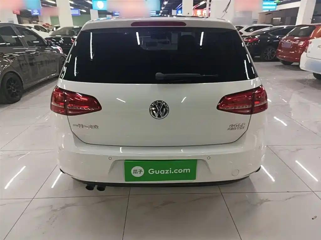 2016 Golf 230TSI Automatic Luxury — миниатюра 6