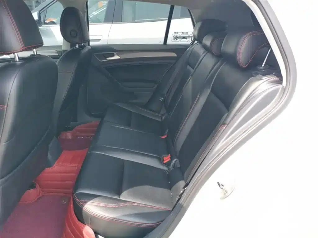 2014 Golf 1.6L Automatic Fashion Edition — миниатюра 17
