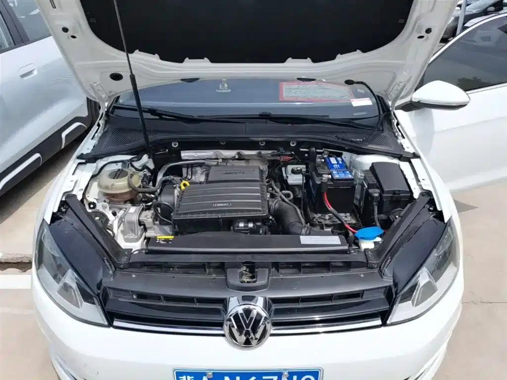 2014 Golf 1.6L Automatic Fashion Edition — миниатюра 20