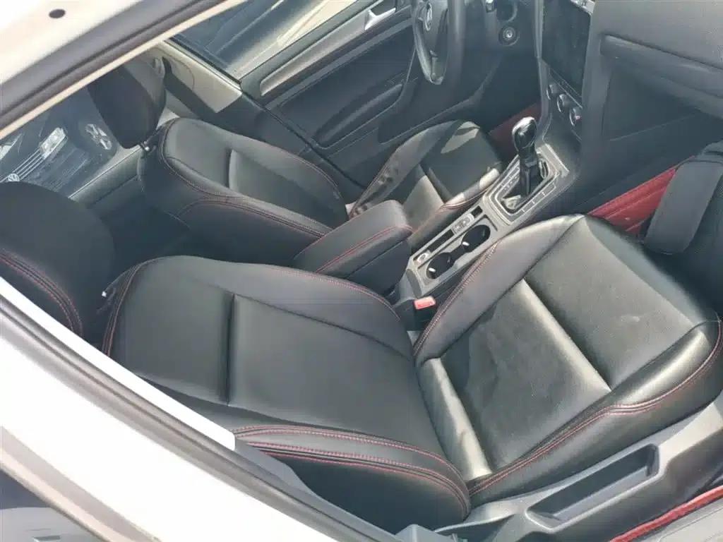 2014 Golf 1.6L Automatic Fashion Edition — миниатюра 25