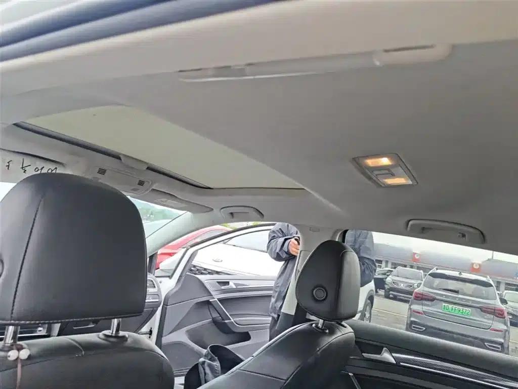 2020 Golf 280TSI DSG Luxury — миниатюра 18