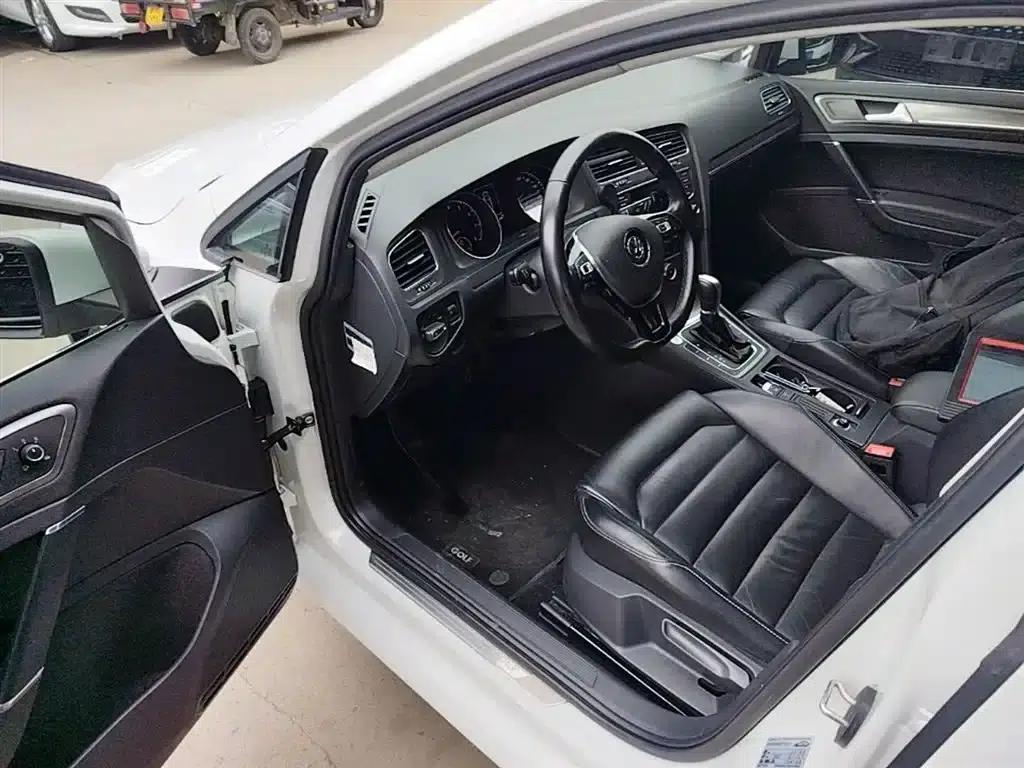 2015 Golf 1.4TSI Automatic Luxury — миниатюра 15