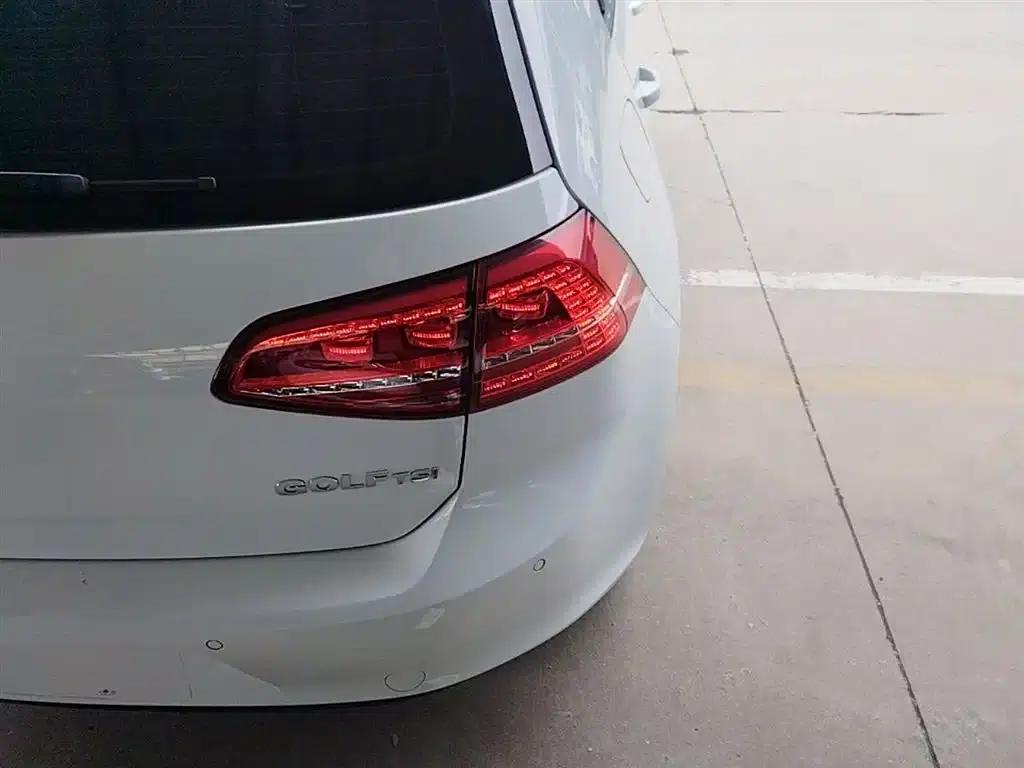 2015 Golf 1.4TSI Automatic Luxury — миниатюра 8