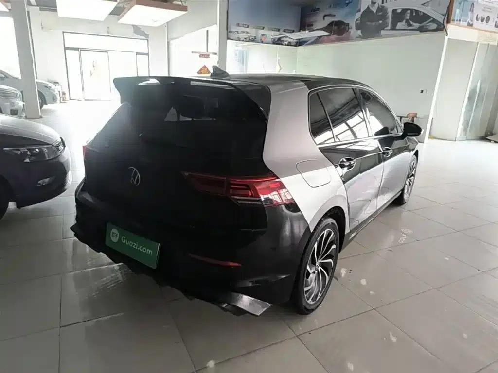 2021 Golf 280TSI DSG 30th Anniversary Edition — миниатюра 7