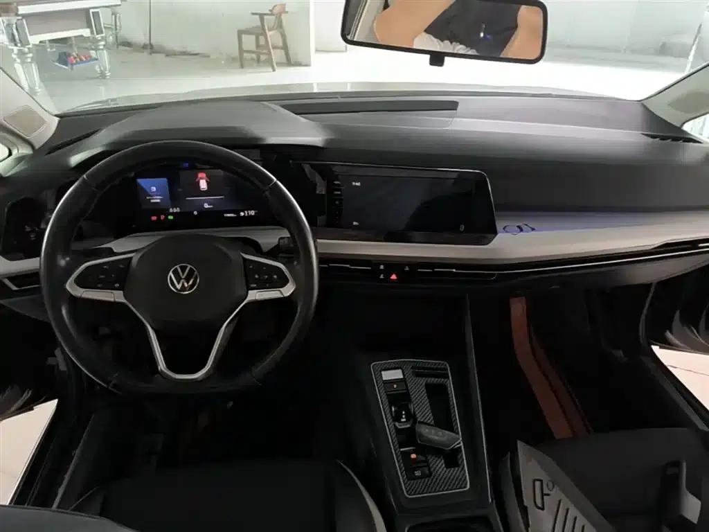 2021 Golf 280TSI DSG 30th Anniversary Edition — миниатюра 10