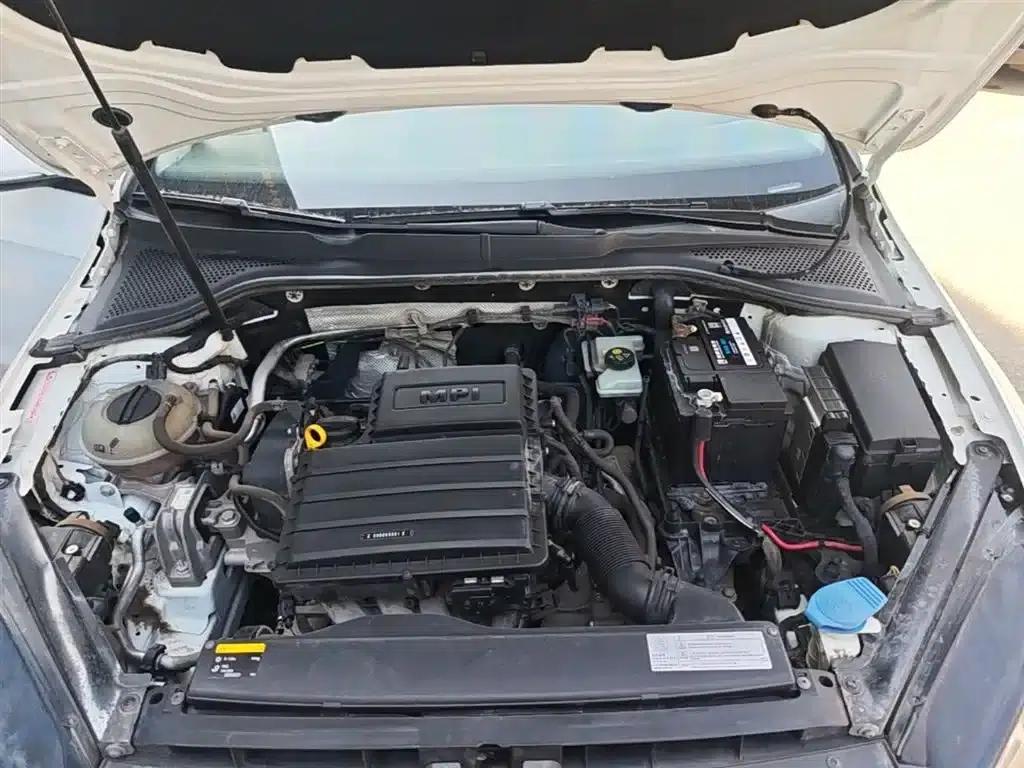 2016 Golf 1.6L Automatic Fashion Edition — миниатюра 16