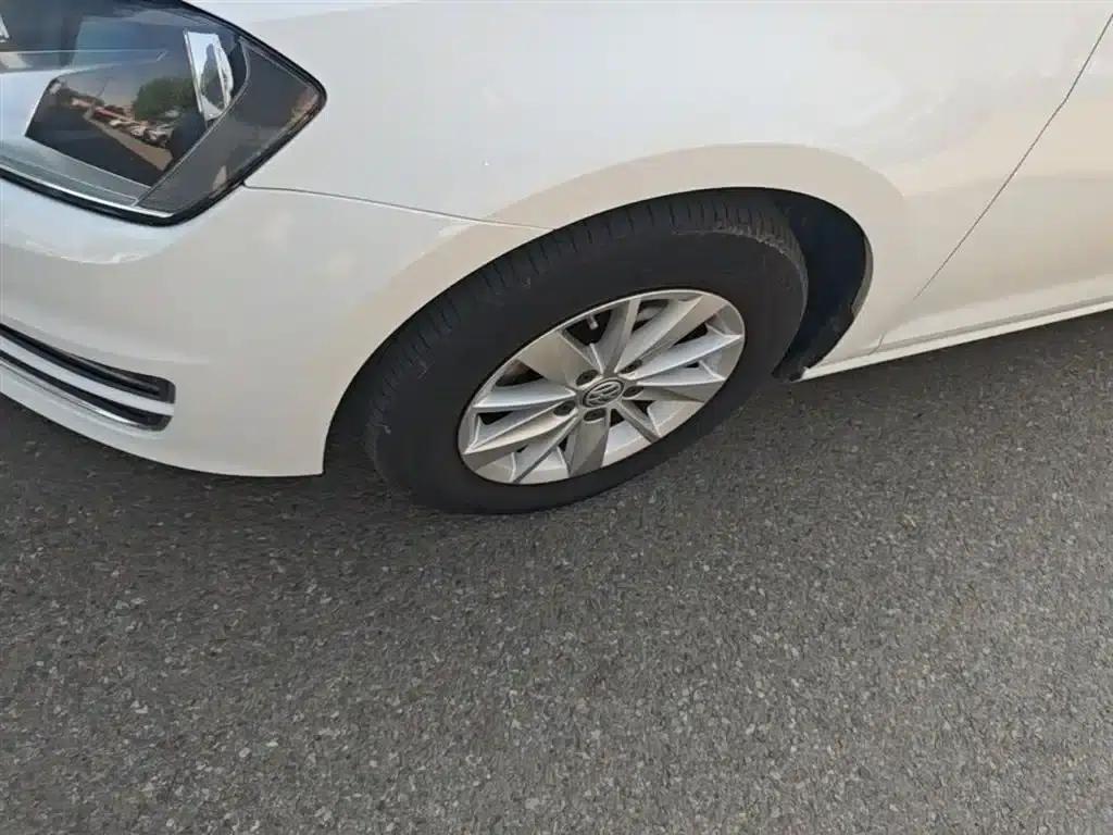 2016 Golf 1.6L Automatic Fashion Edition — миниатюра 25