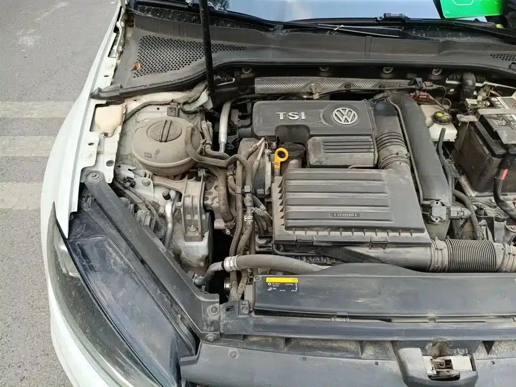 2018 Golf 230TSI Automatic Comfort — миниатюра 21