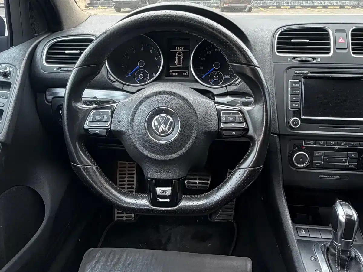2011 Golf 2.0TSI R (Imported) — миниатюра 12
