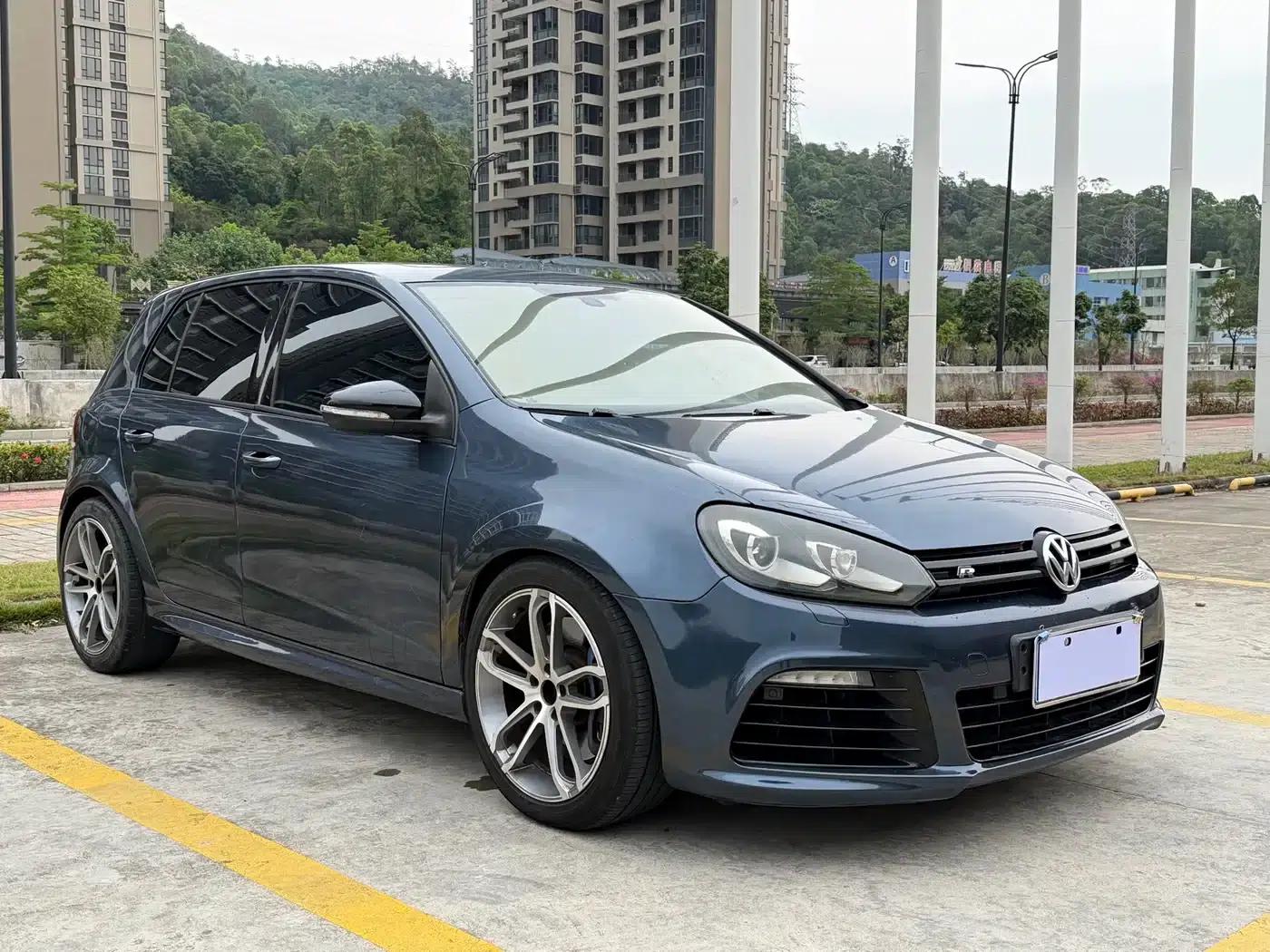 2011 Golf 2.0TSI R (Imported) — миниатюра 3