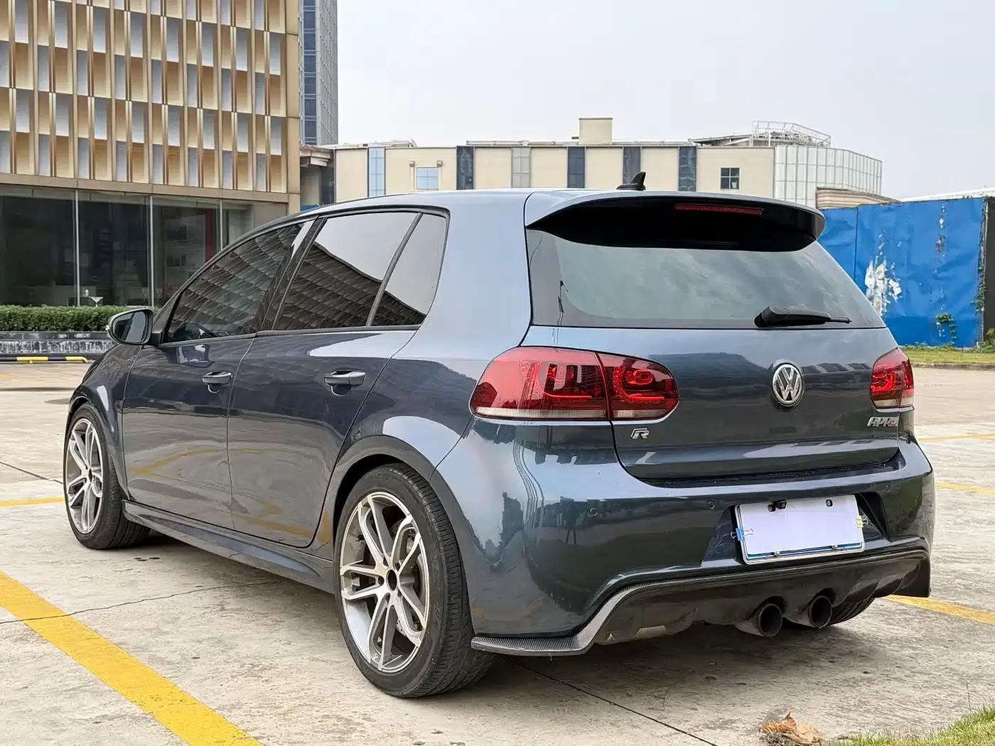 2011 Golf 2.0TSI R (Imported) — миниатюра 9