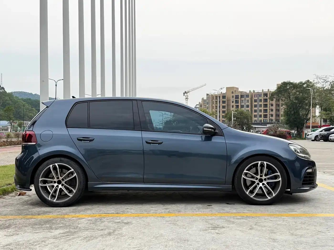 2011 Golf 2.0TSI R (Imported) — миниатюра 10