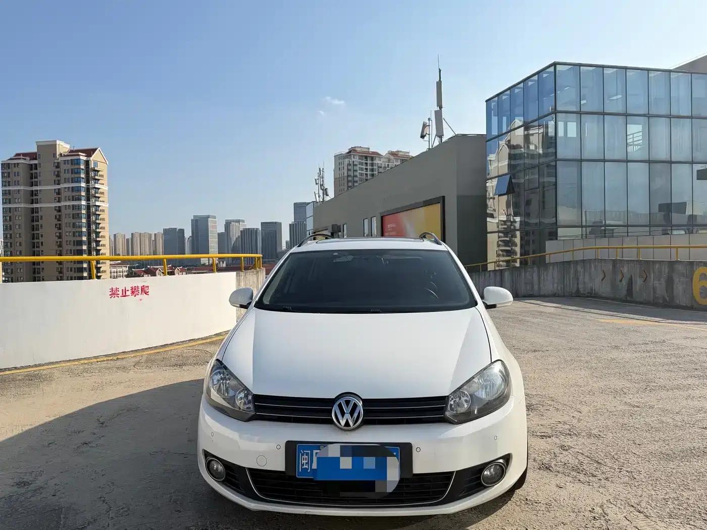 2014 Golf 1.4TSI Luxury Touring Edition (Imported) — миниатюра 2
