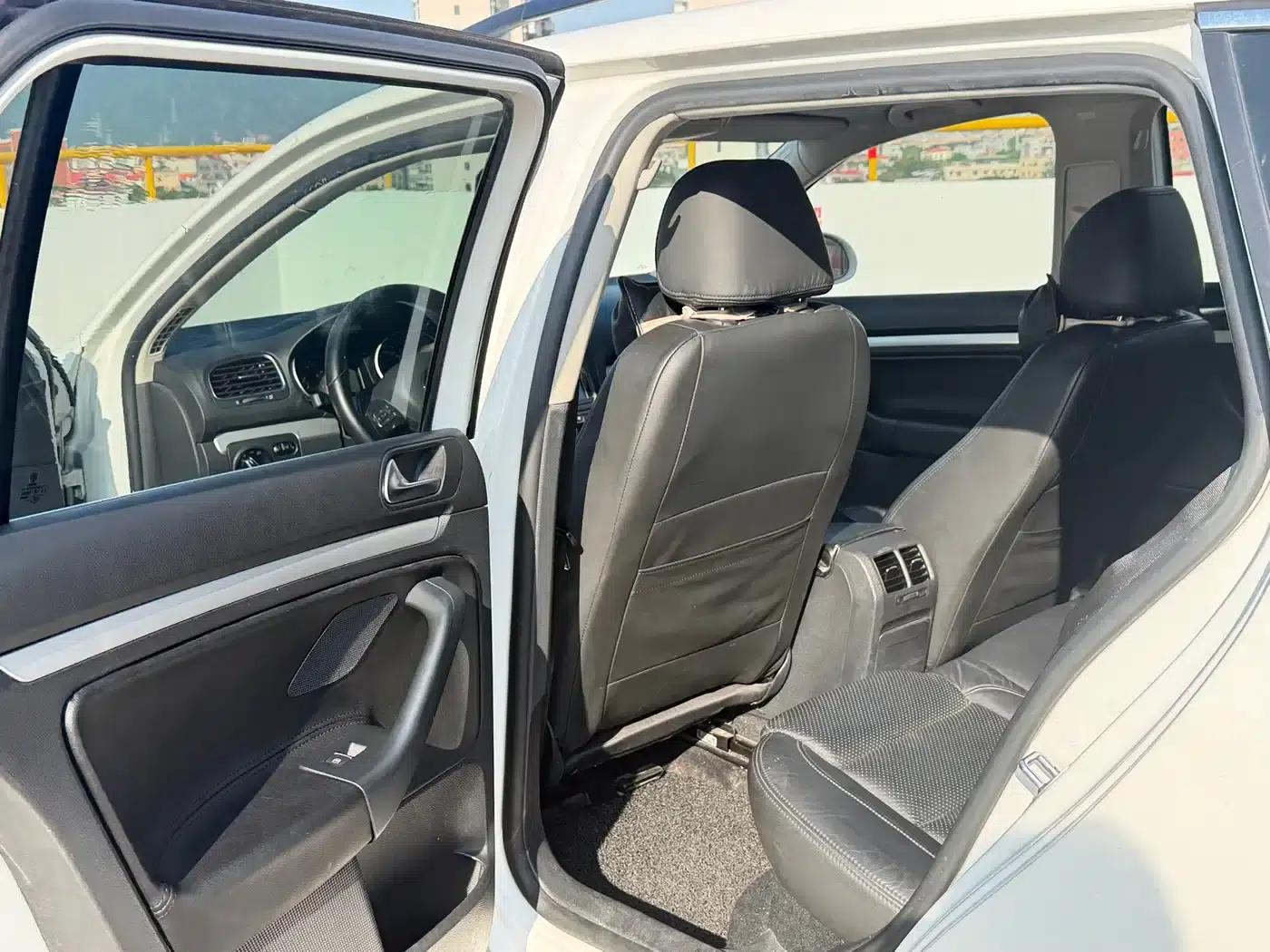 2014 Golf 1.4TSI Luxury Touring Edition (Imported) — миниатюра 5