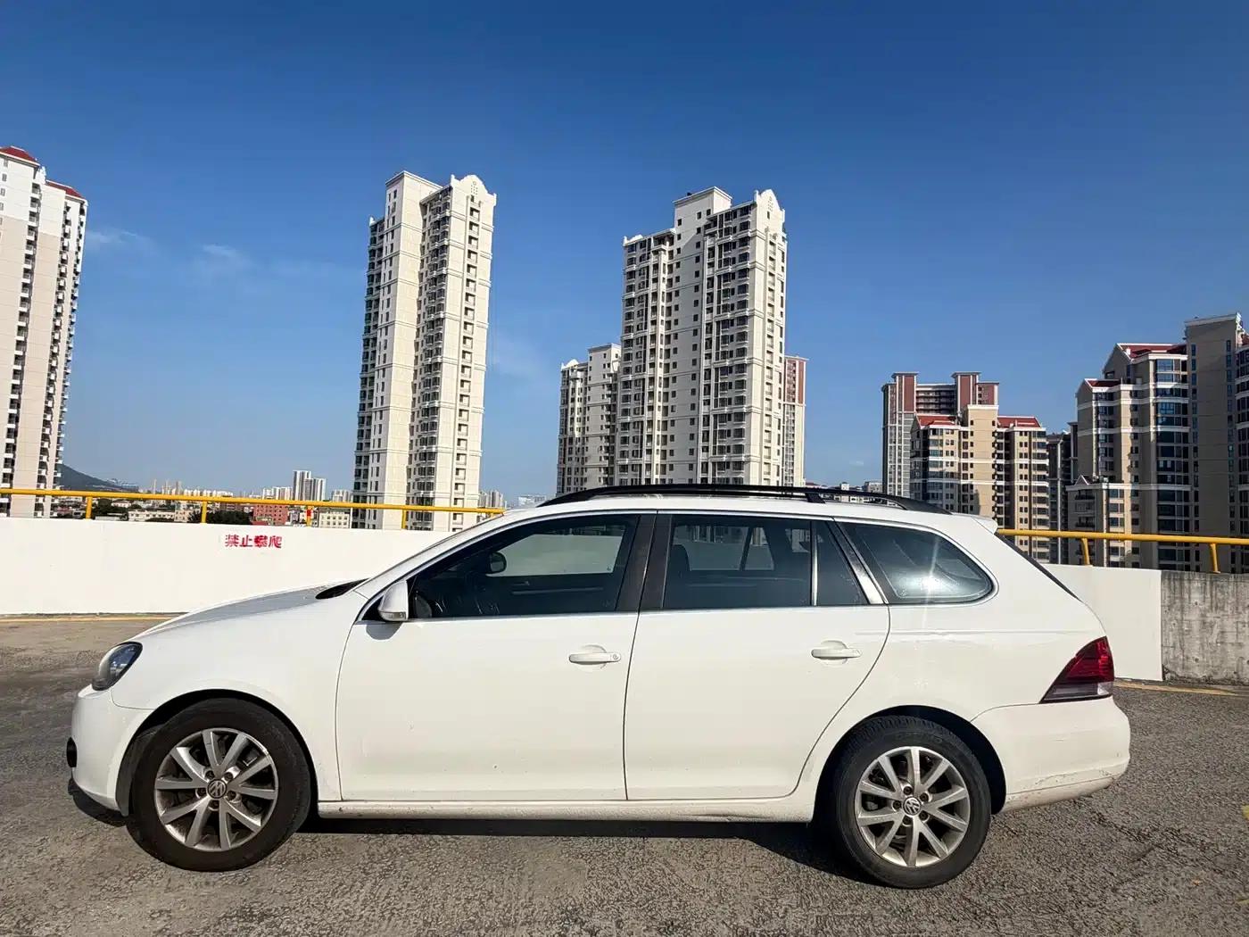 2014 Golf 1.4TSI Luxury Touring Edition (Imported) — миниатюра 7
