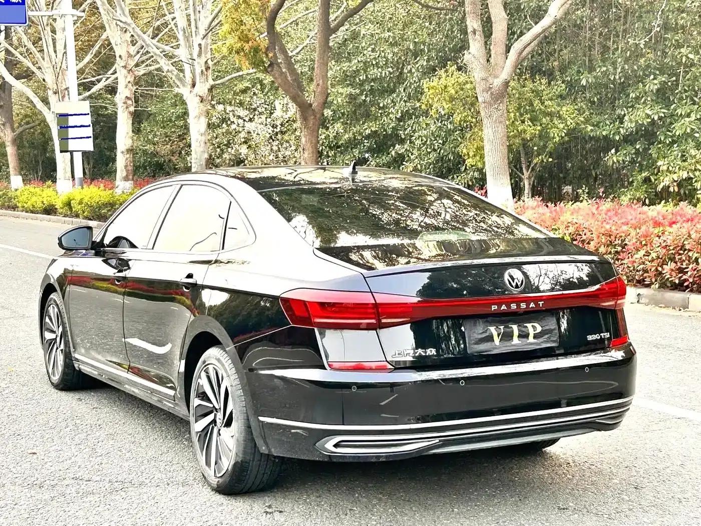 2022 Volkswagen Passat 330TSI Starry Sky Elite Edition — миниатюра 4