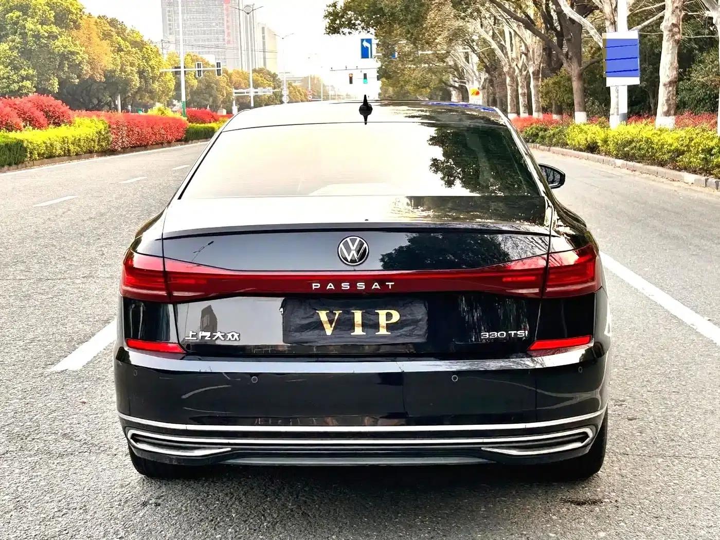 2022 Volkswagen Passat 330TSI Starry Sky Elite Edition — миниатюра 5