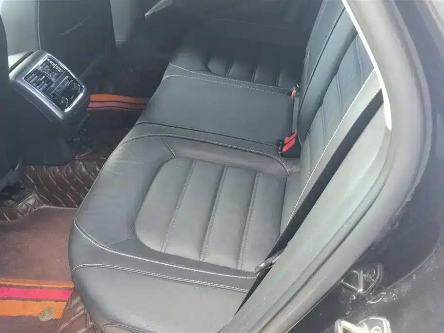 2016 Passat 330TSI DSG Royal Edition — миниатюра 11