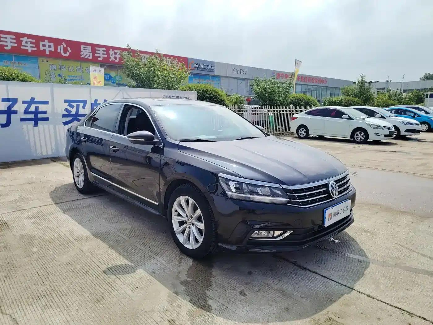2017 Passat 330TSI DSG Premium Edition — миниатюра 3