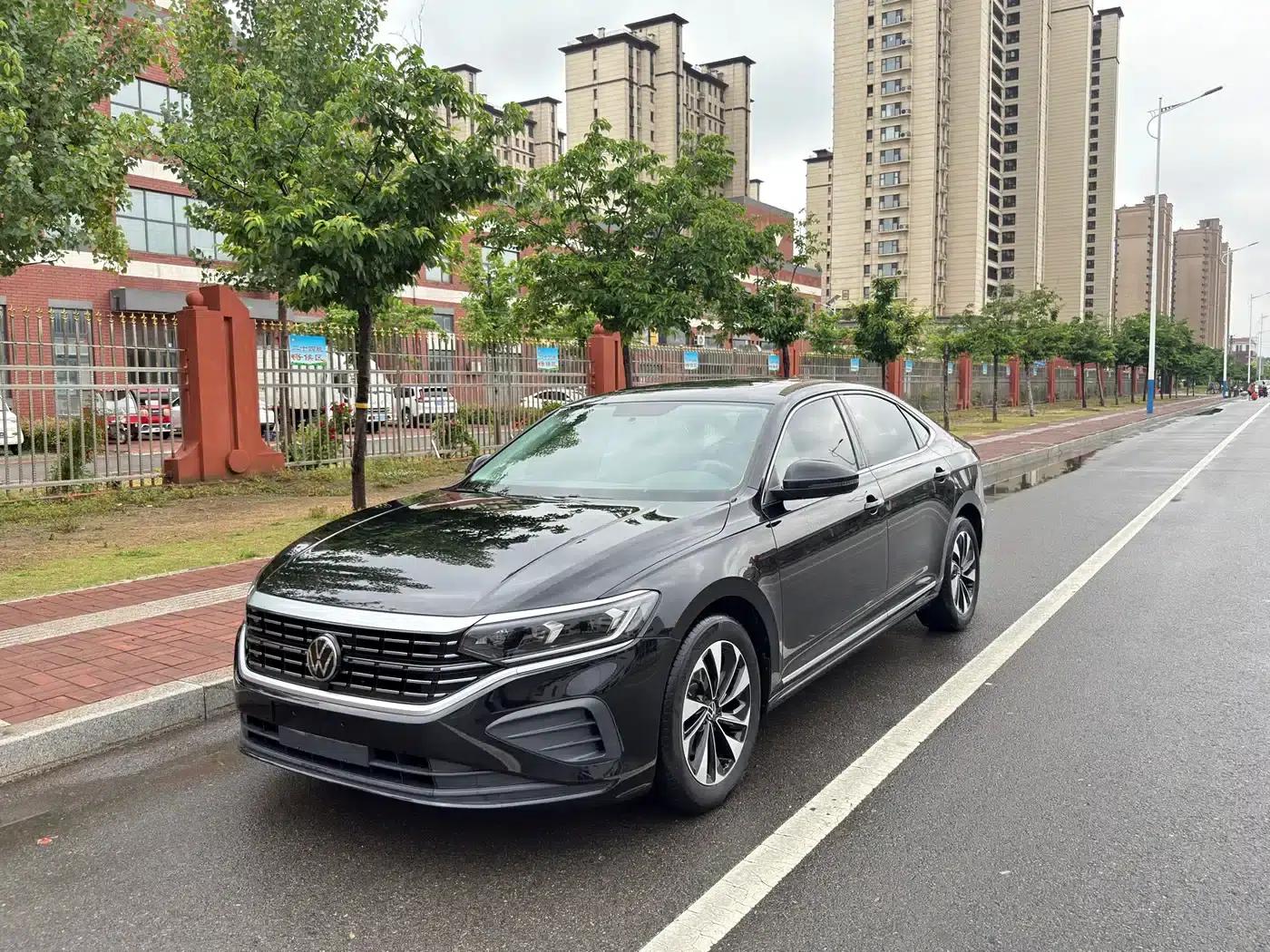 2025 Passat Outstanding Edition 280TSI Business Version — миниатюра 1