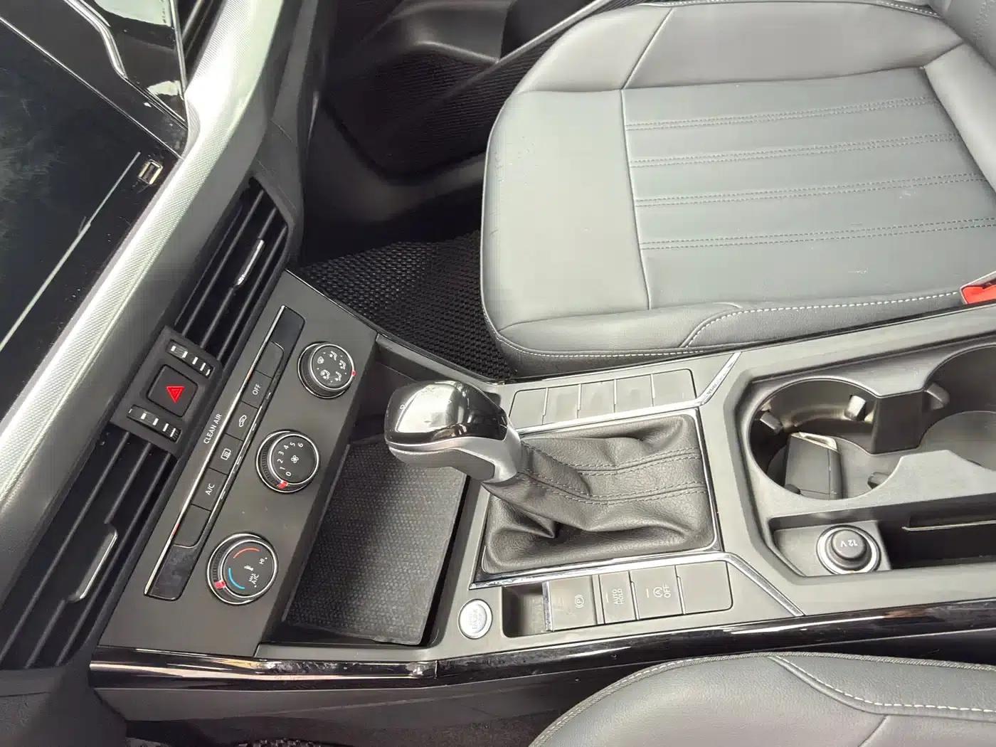 2025 Passat Outstanding Edition 280TSI Business Version — миниатюра 15
