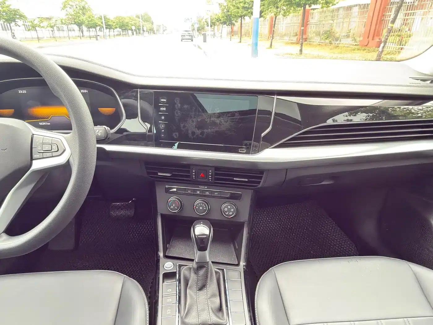2025 Passat Outstanding Edition 280TSI Business Version — миниатюра 16