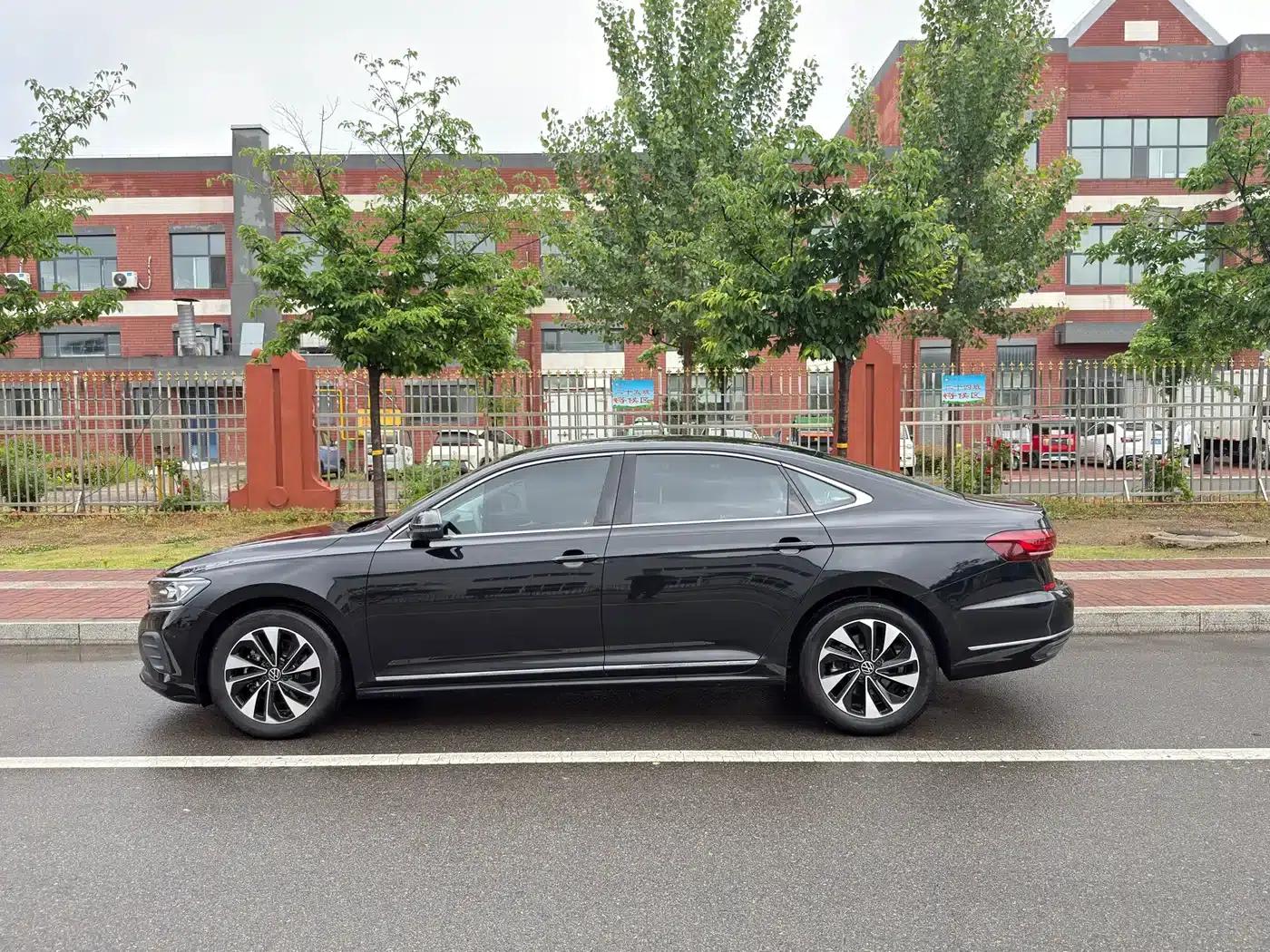2025 Passat Outstanding Edition 280TSI Business Version — миниатюра 3