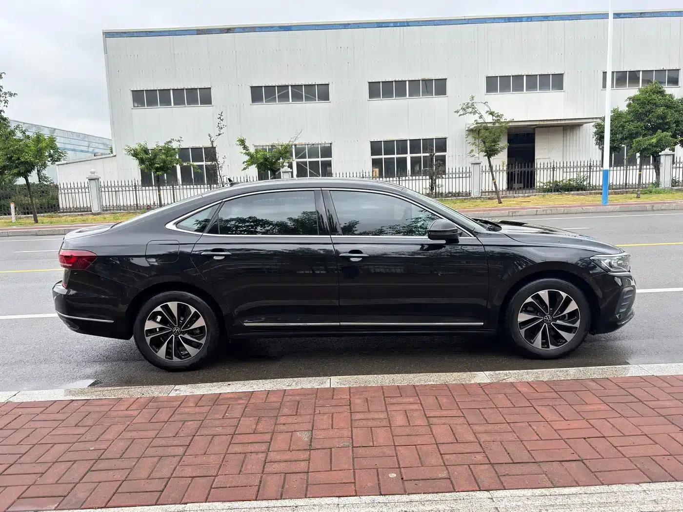 2025 Passat Outstanding Edition 280TSI Business Version — миниатюра 8