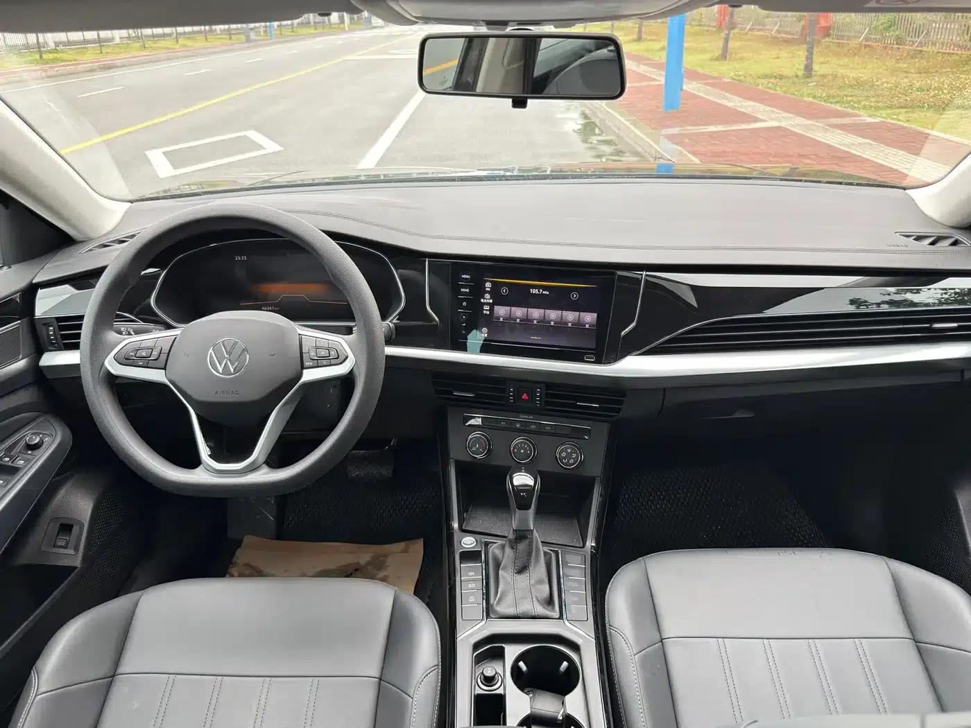 2025 Passat Outstanding Edition 280TSI Business Version — миниатюра 9