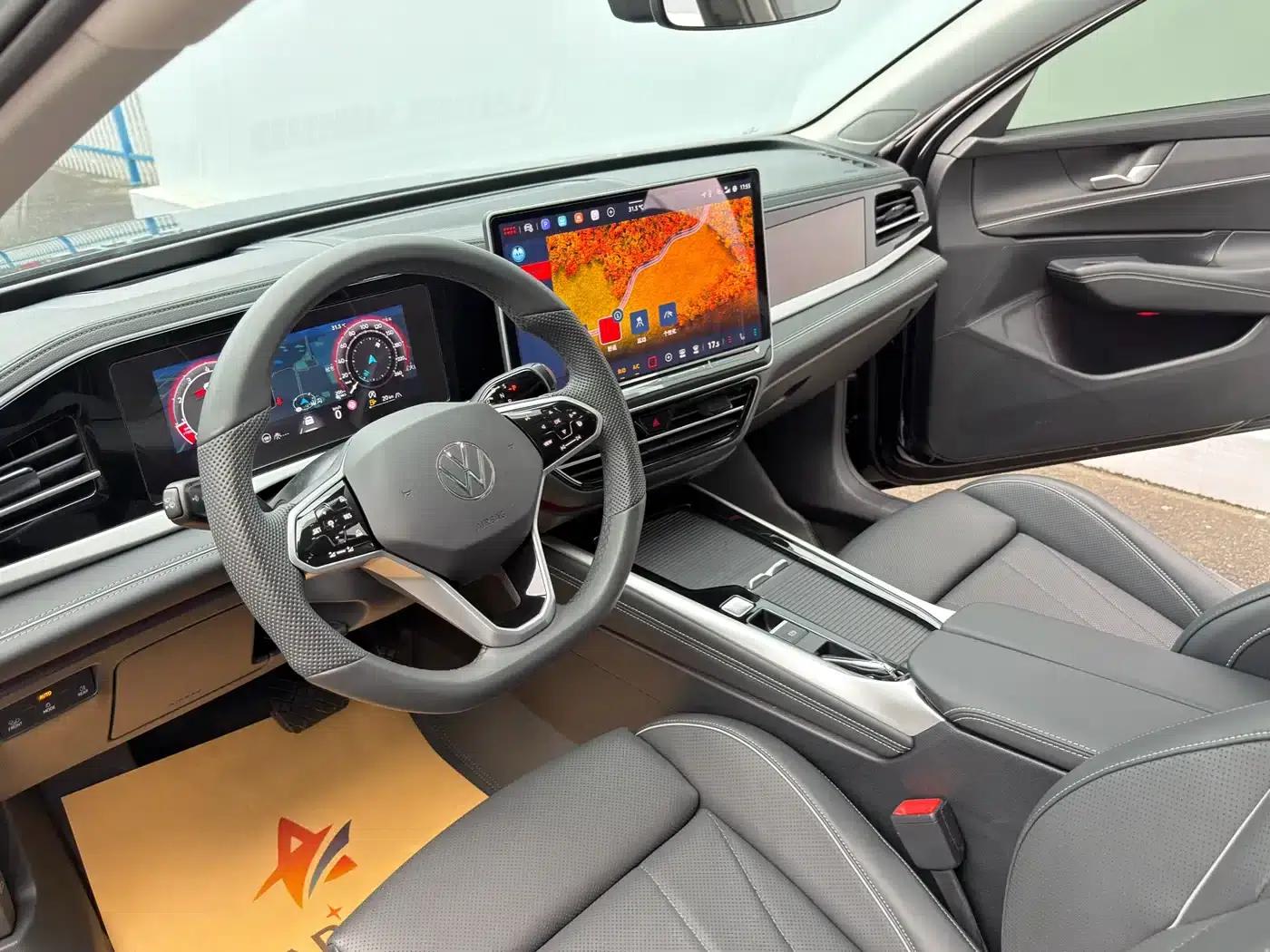 2025 Volkswagen Passat Pro 380TSI Starry Sky Dragon Edition — миниатюра 10