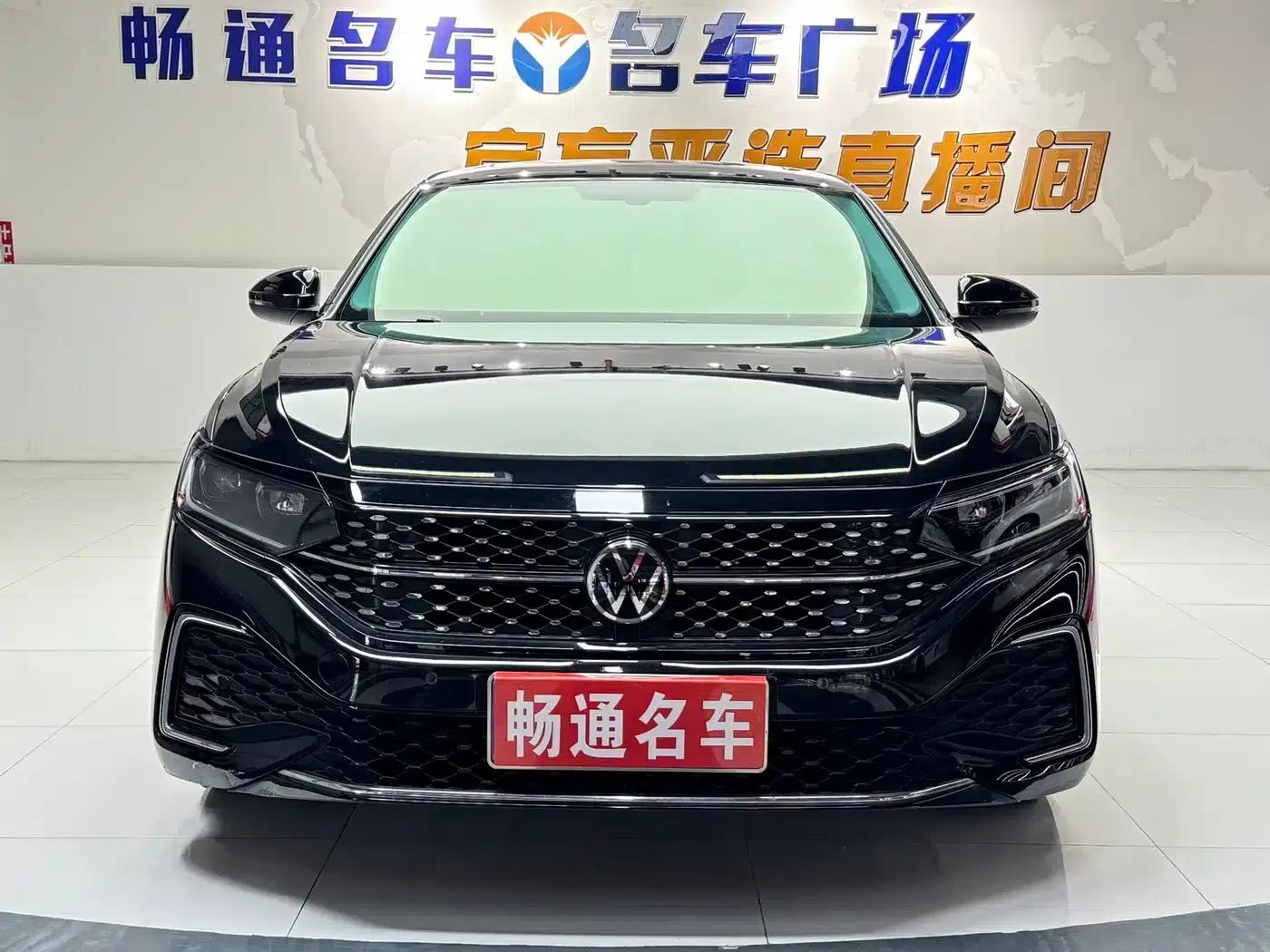 2023 Volkswagen Passat 330TSI Starry Sky Elite Edition — миниатюра 1