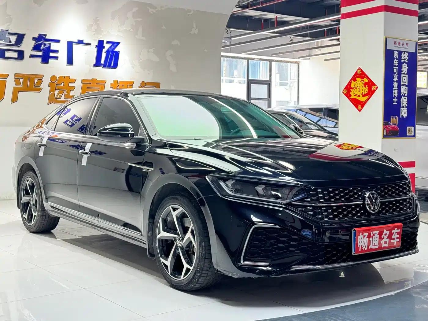 2023 Volkswagen Passat 330TSI Starry Sky Elite Edition — миниатюра 2