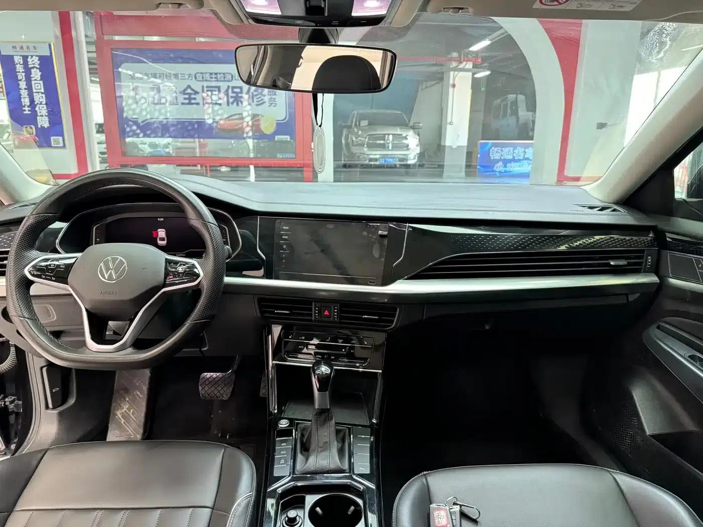 2023 Volkswagen Passat 330TSI Starry Sky Elite Edition — миниатюра 6