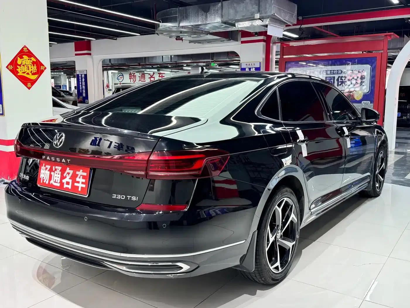 2023 Volkswagen Passat 330TSI Starry Sky Elite Edition — миниатюра 9