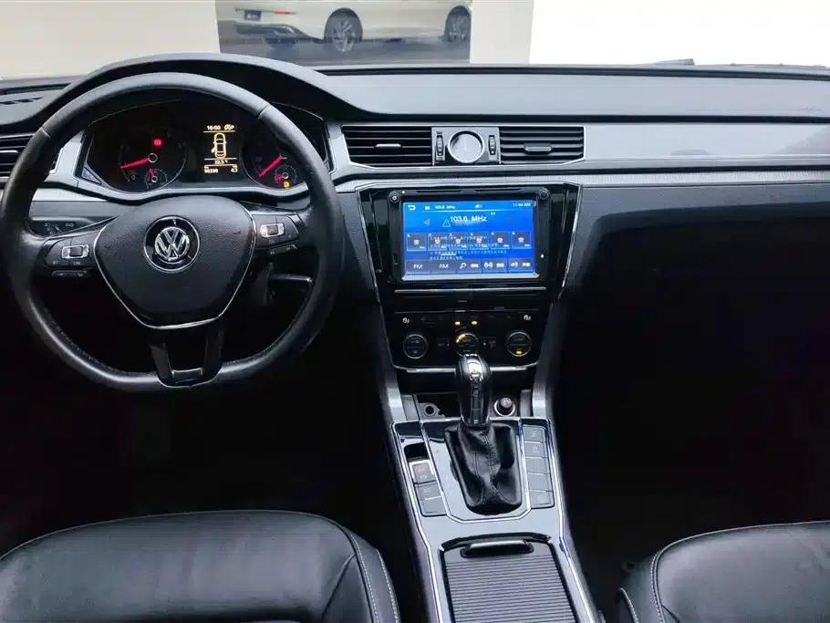 2016 Passat 330TSI DSG Premium Edition — миниатюра 12
