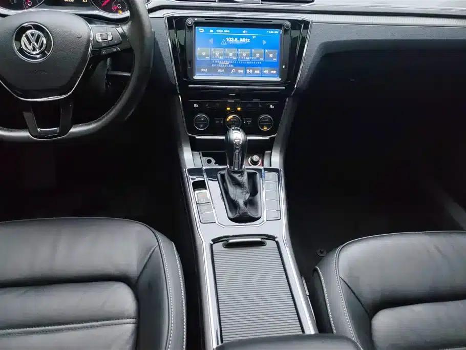 2016 Passat 330TSI DSG Premium Edition — миниатюра 16