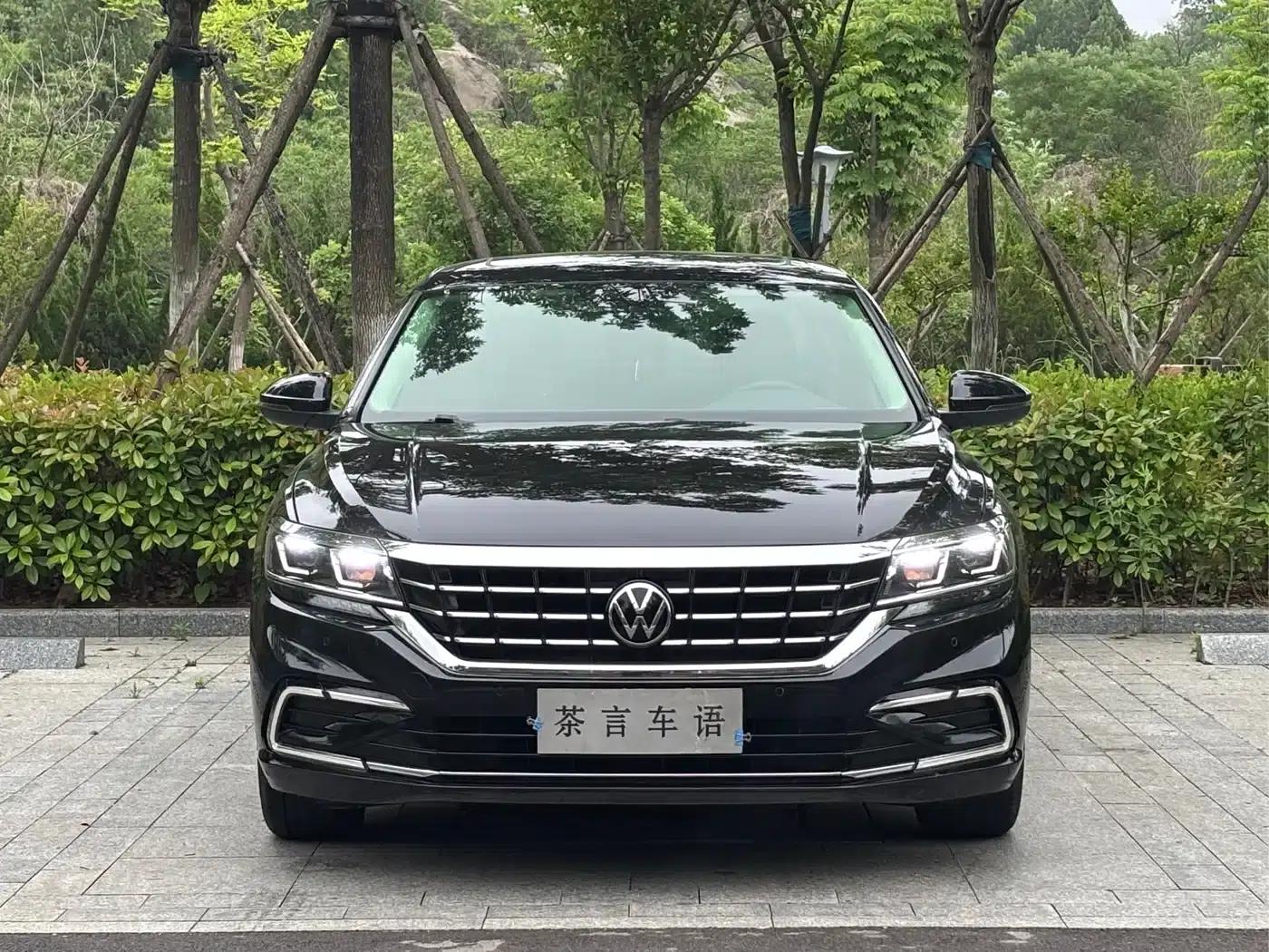 2021 Passat 330TSI Elite Edition — миниатюра 2