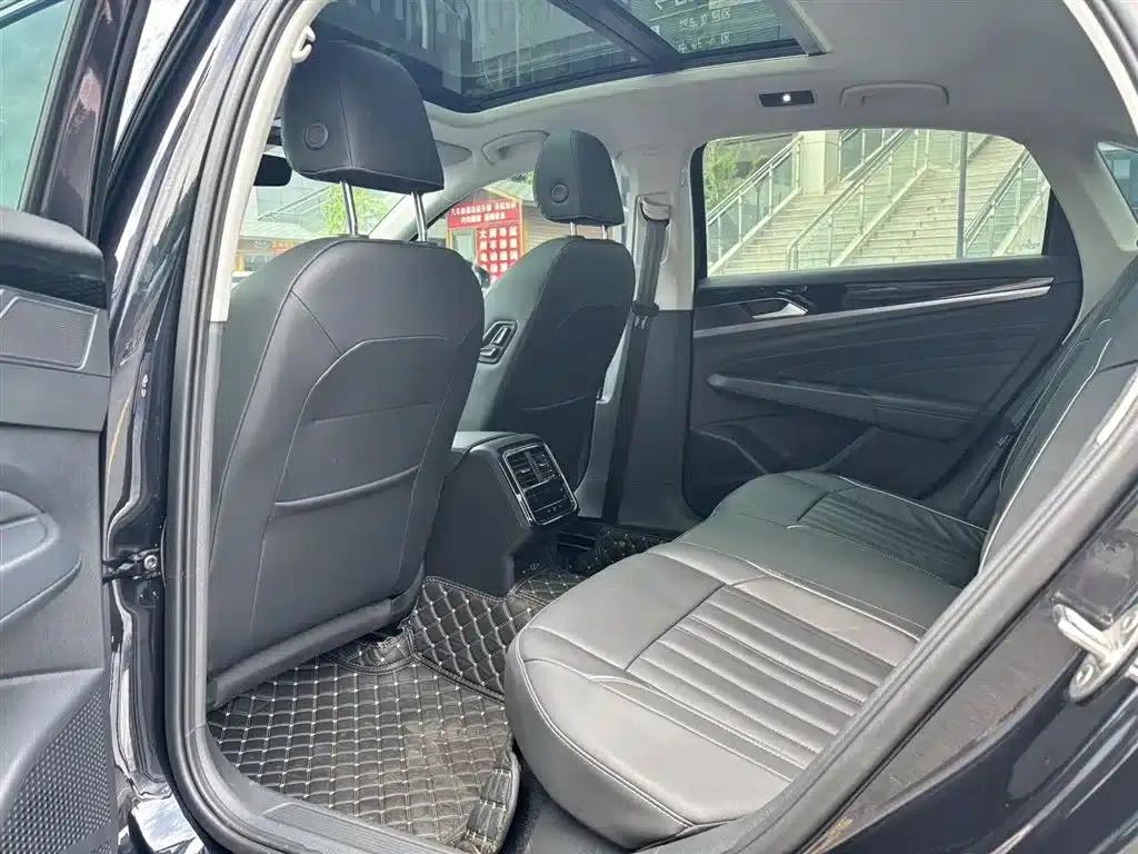 2023 Passat Facelift 330TSI Starry Sky Elite Edition — миниатюра 6
