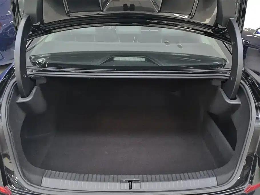 2023 Volkswagen Passat 330TSI Starry Sky Elite Edition — миниатюра 4