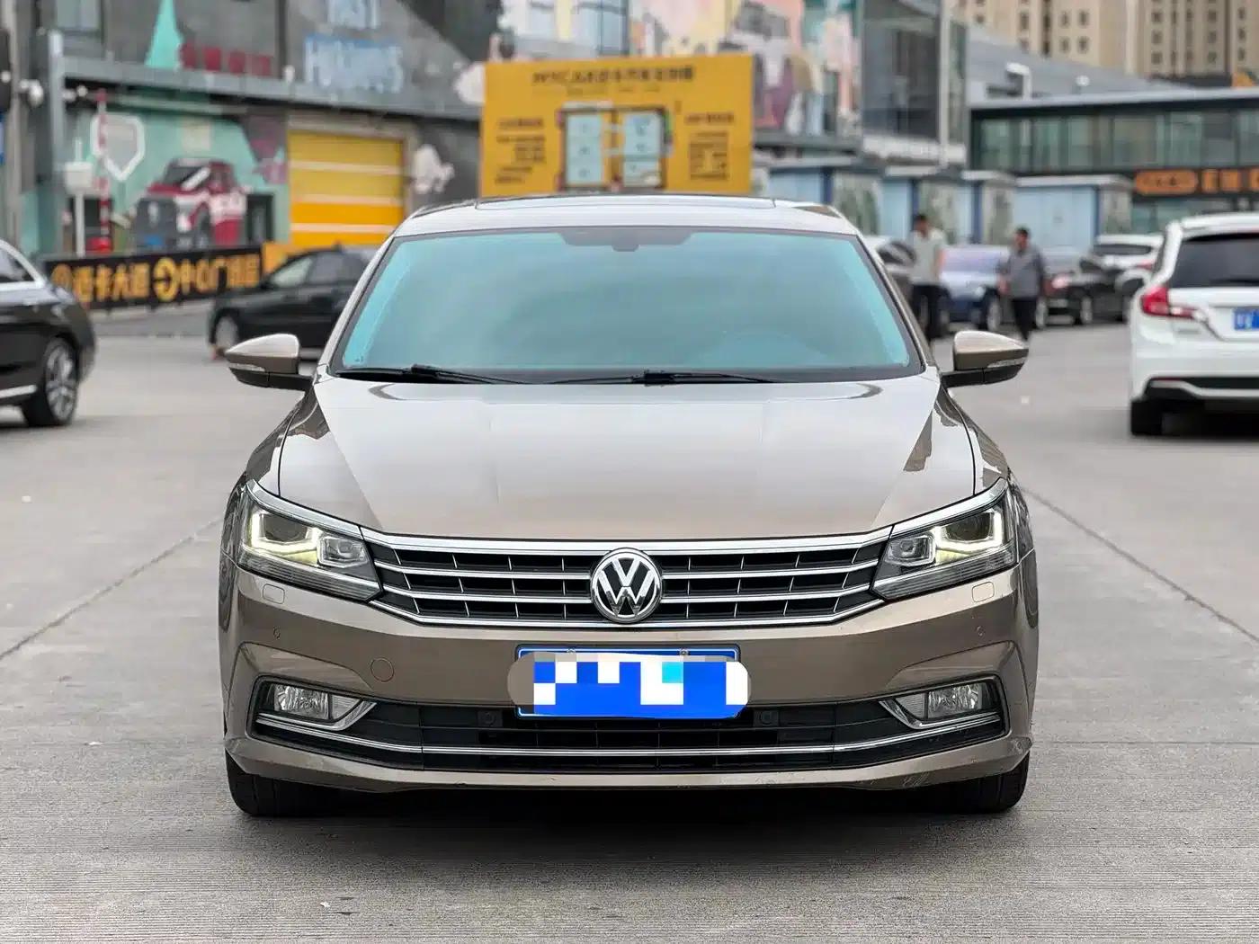 2016 Passat 330TSI DSG Royal Edition — миниатюра 2